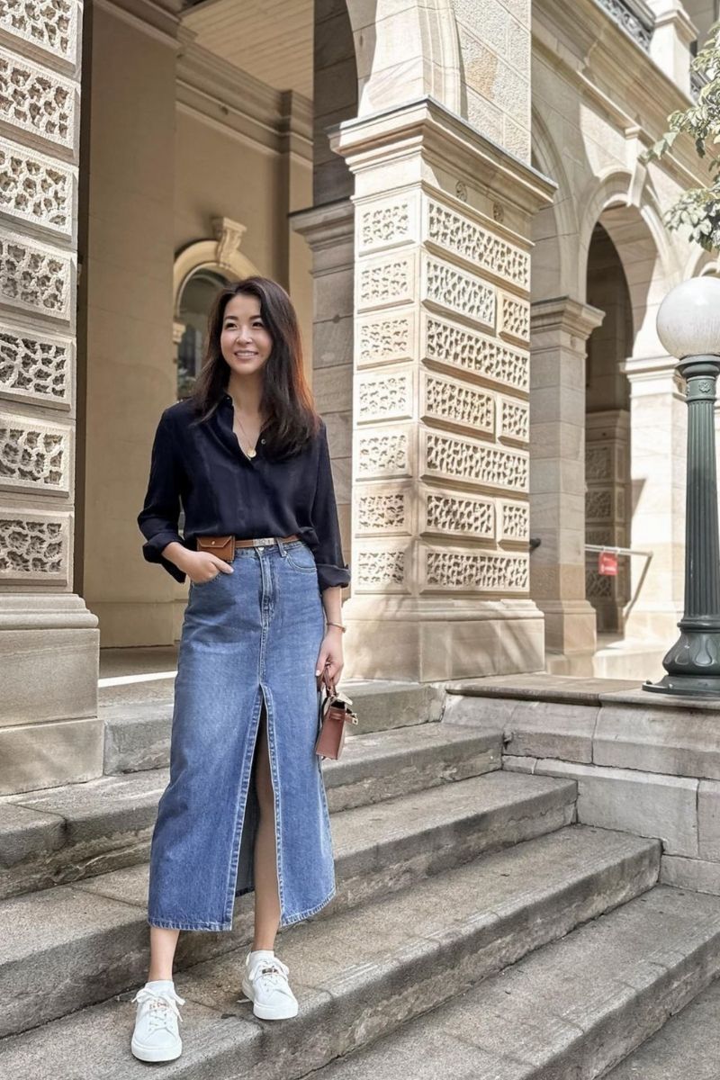 23 Effortless Denim Maxi Skirt Outfit Ideas For Every Occasion