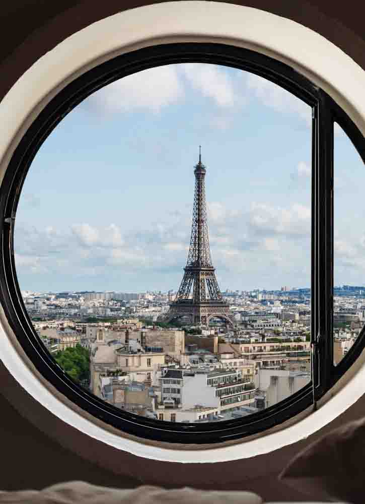 Top Paris Luxury Hotels with Eiffel Tower Views