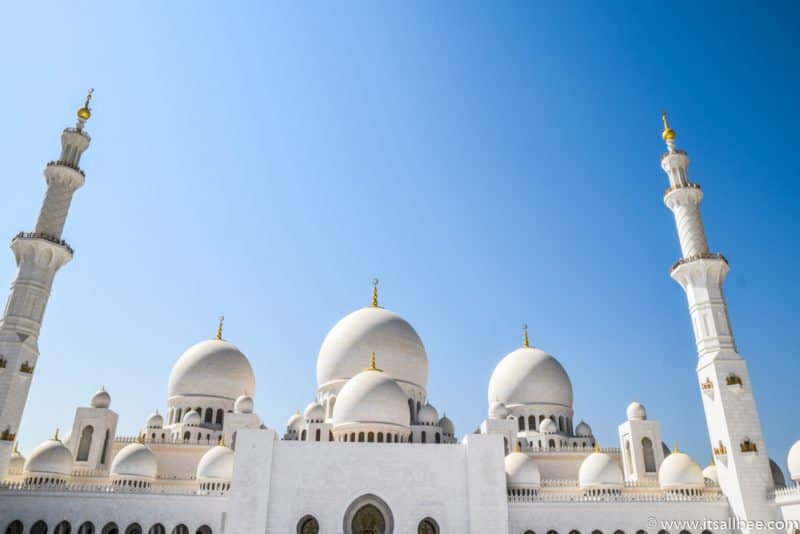 Top Things To Do In Abu Dhabi - ItsAllBee | Solo Travel & Adventure Tips