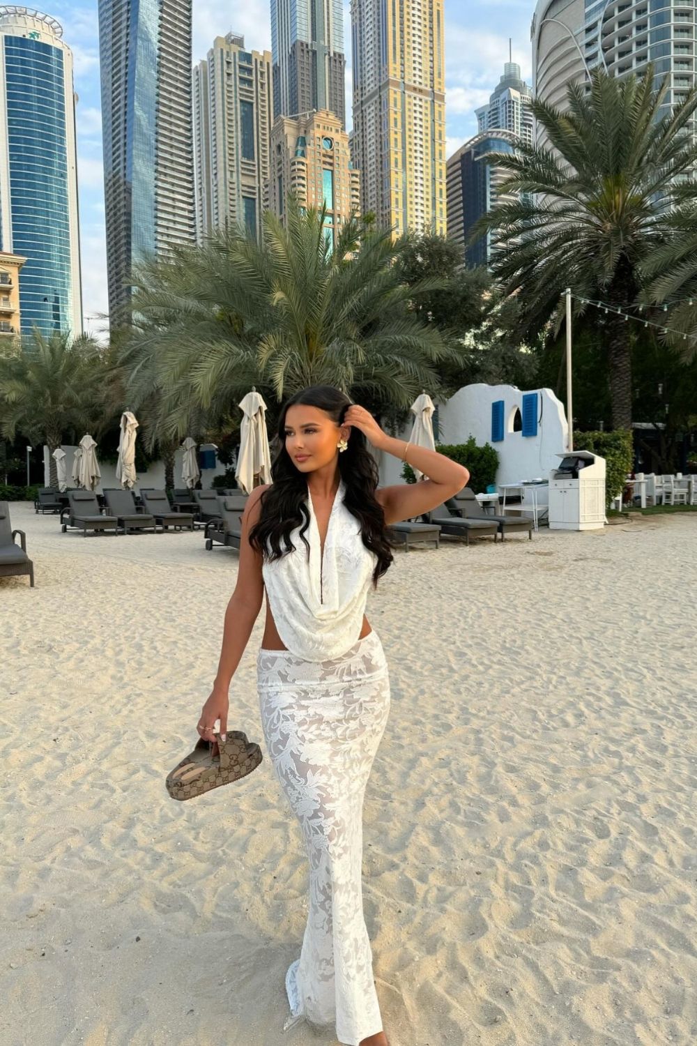 Dubai Outfit Ideas: Stylish Adventures in the City of Luxury ...