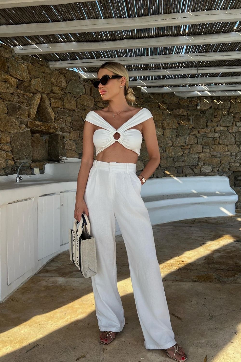 30+ Stylish Mykonos Outfit Ideas for Your Greek Island Getaway ...