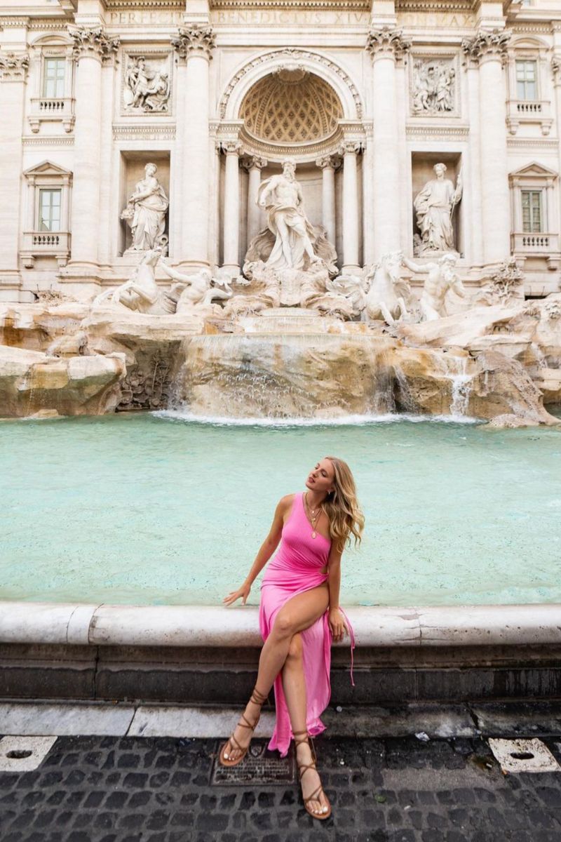 31 Stylish and Comfortable Rome Outfit Ideas For Your Roman Holiday ...