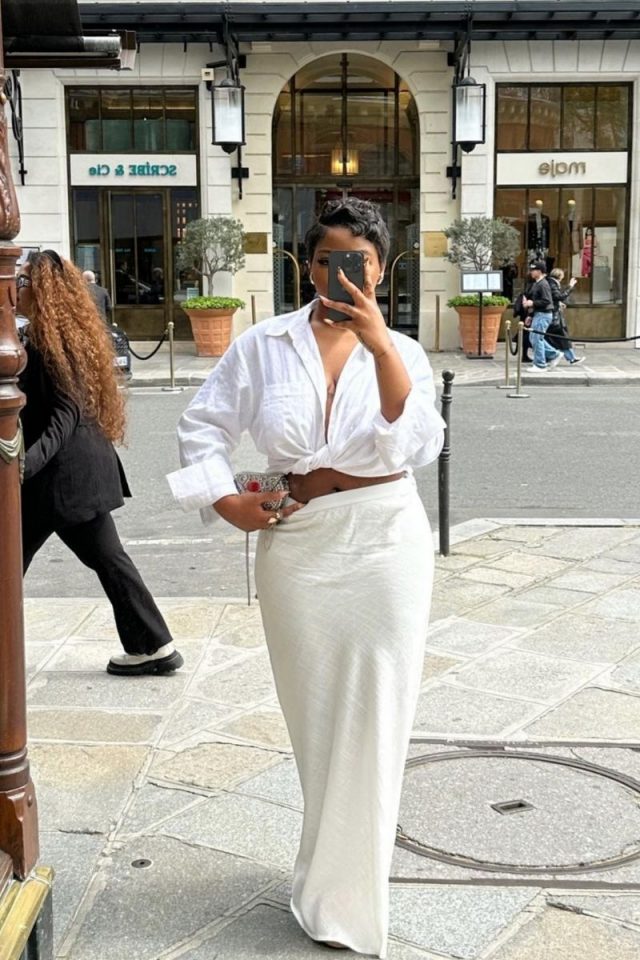 23 Chic White Maxi Skirt Outfit Ideas You Can Copy ItsAllBee Solo Travel Adventure Tips