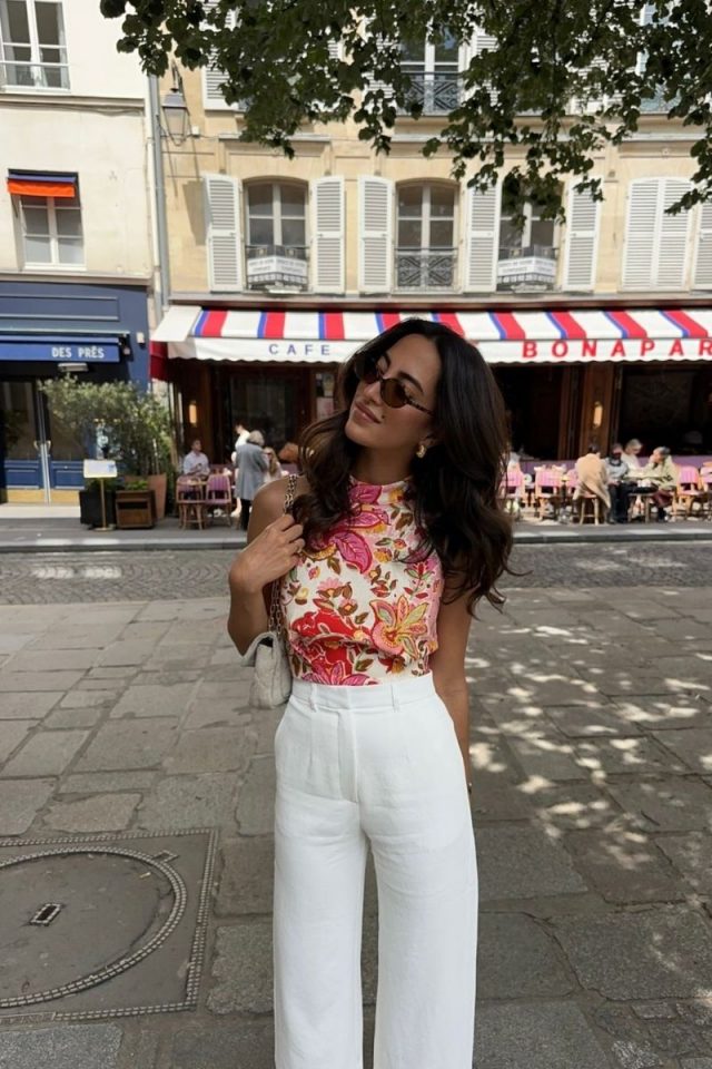 Explore our curated collection of chic Paris summer outfits. Get inspired by timeless styles that blend classic elegance with modern flair, perfect for navigating the charming streets of Paris. Discover the ultimate summer fashion guide now! Paris Summer Outfits, Paris Summer Outfit, Paris Summer Fashion, Paris Outfit, Paris Aesthetic, Europees Summer, Europe Aesthetic, France Aesthetic, France Outfit, France Outfits, France Fashion, France Vacation, France Travel Paris, France Travel Clothes