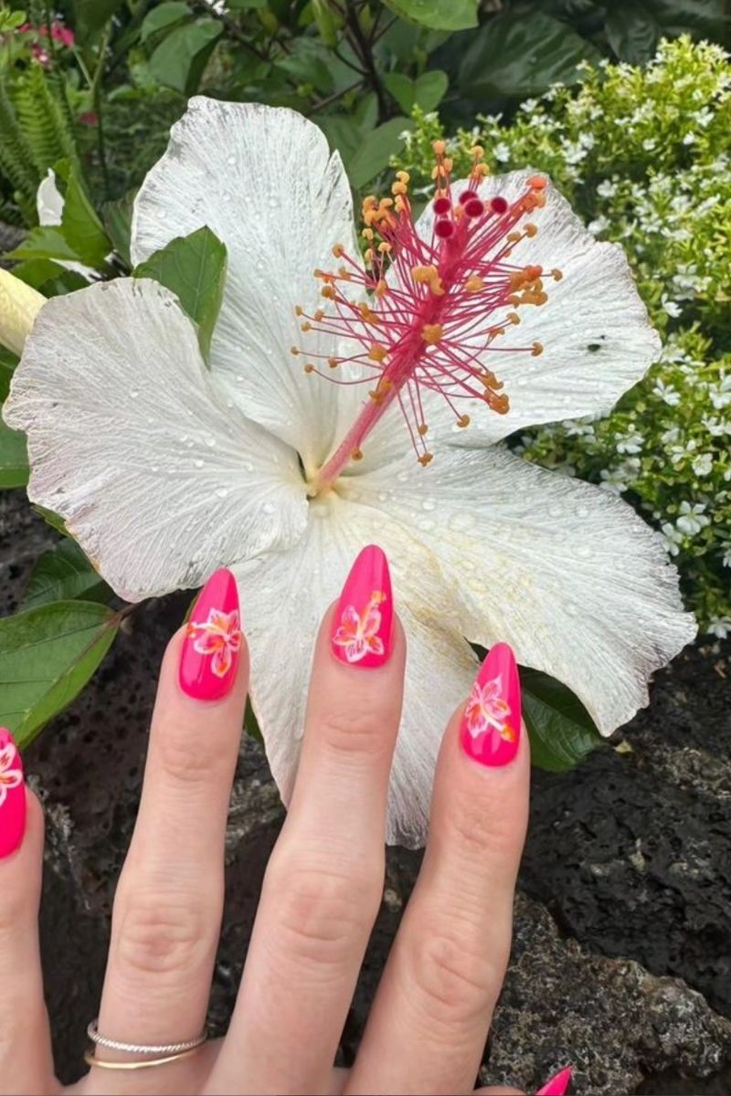 Explore stunning Hawaii nail designs perfect for your tropical getaway! From vibrant neon palms to elegant floral tips, discover chic and playful nail art ideas to elevate your island style. Hawaiian Nails, Hawaii Aesthetic, Hawaii Nails Acrylic, Hawaii Beaches, Hawaiian Vacation Outfits, Styles, Hawaiian Beaches, Hawaiian Trip, Honeymoon, Vacation Clothes, Beach Nail, Short Nail, Inspo, Vacation Nail, Fun, Trendy, Summer Acrylic Nail, Bright Summer Nail, Hawaiian Flowers, Blue, Simple, Nature