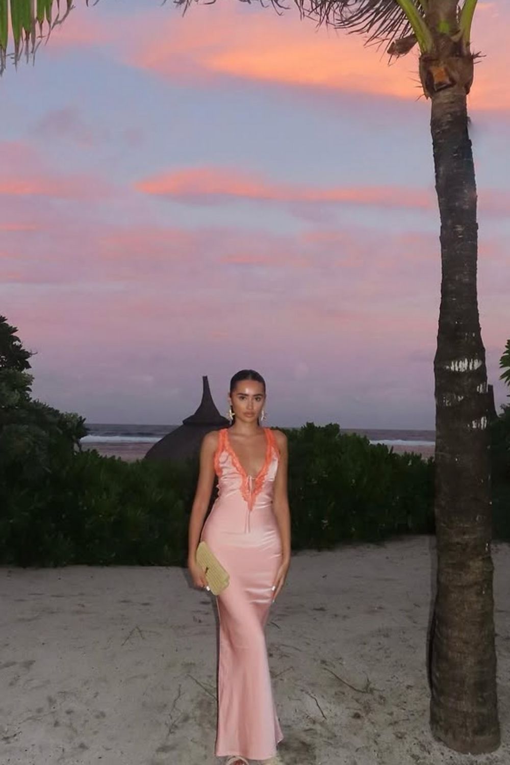 The ultimate Mauritius vacation outfits, from breezy beachside dresses to chic resort looks. Get inspired by stylish crochet sets, elegant evening gowns, and effortless island-chic ensembles perfect for your tropical getaway! Mauritius Outfits, Mauritius Dinner Outfits, Mauritius Outfits Aesthetic, Mauritius Outfits Summer, Honeymoon Outfits Mauritius, Mauritius Outfits Style, Island Vacation Outfits Mauritius, Outfits To Wear In Mauritius, Modest, Mauritius Travel Outfits, Mauritius Aesthetic